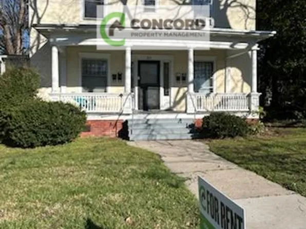 713 Summit Ave APT 5, Greensboro, NC 27405