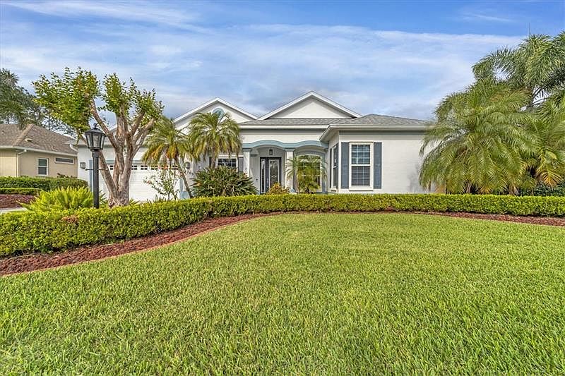 1st image of 11709 Clubhouse Dr