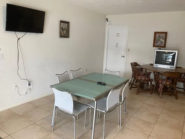 1283 Bluebird Ave — Photo 7