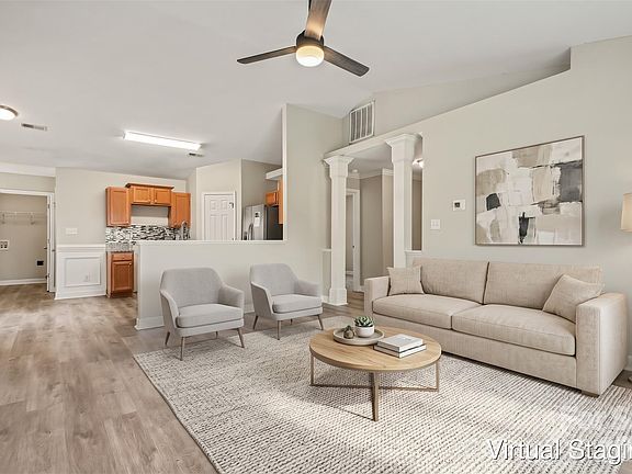 5th image of 257 Periwinkle St