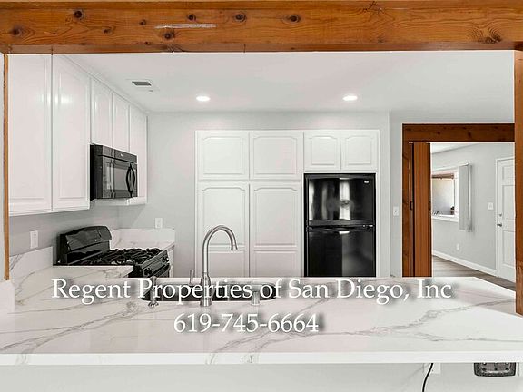 5th image of 959 Granger St