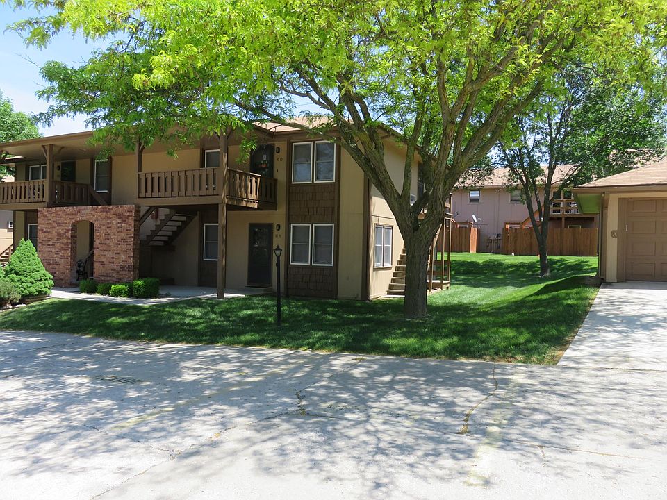 1st image of 1906 N 42nd Street Pl APT 6A