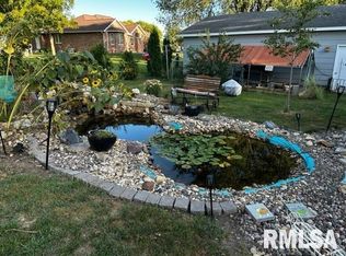 406 N Williams St, Reynolds, IL 61279