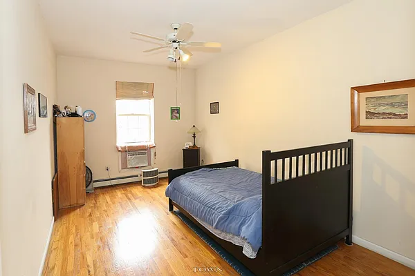 Rented by Town Residential | media 9