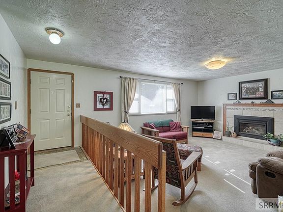 4th image of 316 Call Ave