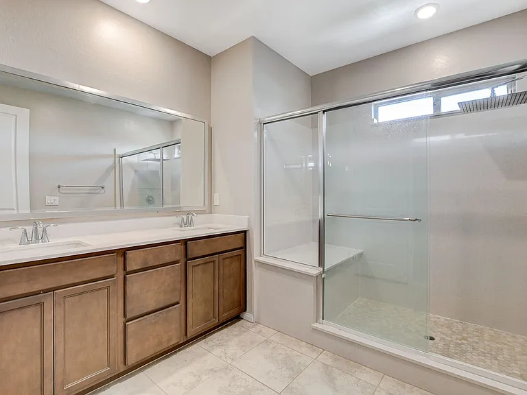 4124 Elegant Chateau St — Photo 33