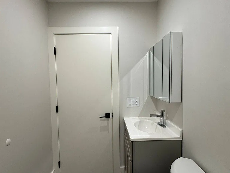 269 Martin Luther King Dr #4C — Photo 4