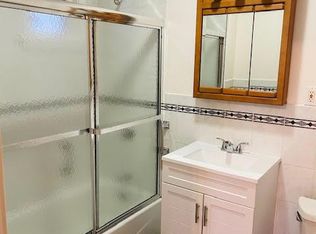 7 Lincoln St #1, Cambridge, MA 02141