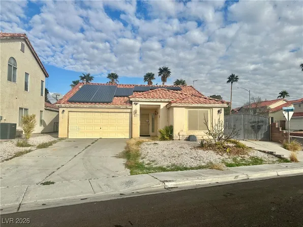 822 Oak Island Dr, North Las Vegas, NV 89032