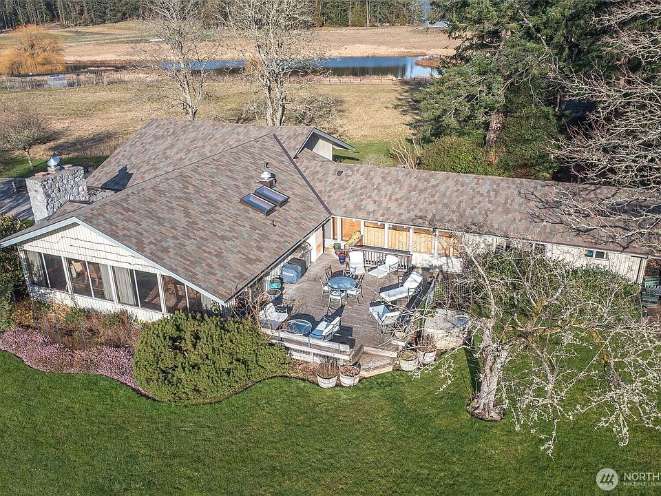 2nd image of 6543 Deer Harbor Road