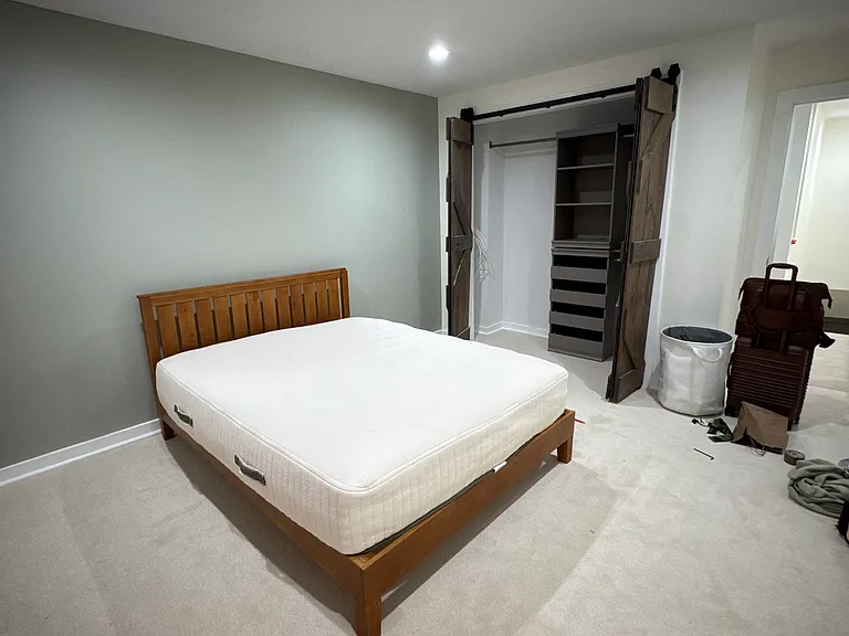 13 Colonial Ct — Photo 16
