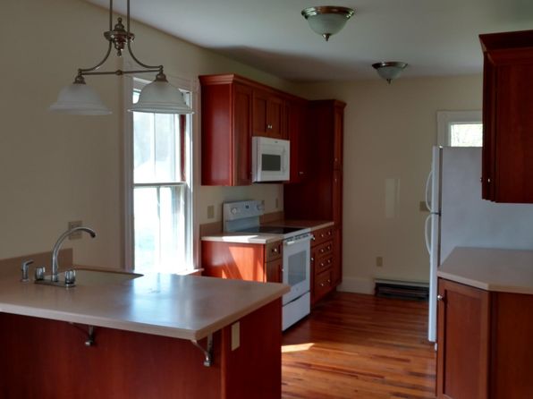 59 Denison Ave FLOOR 1