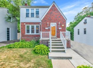 272 E Oakridge St, Ferndale, MI 48220