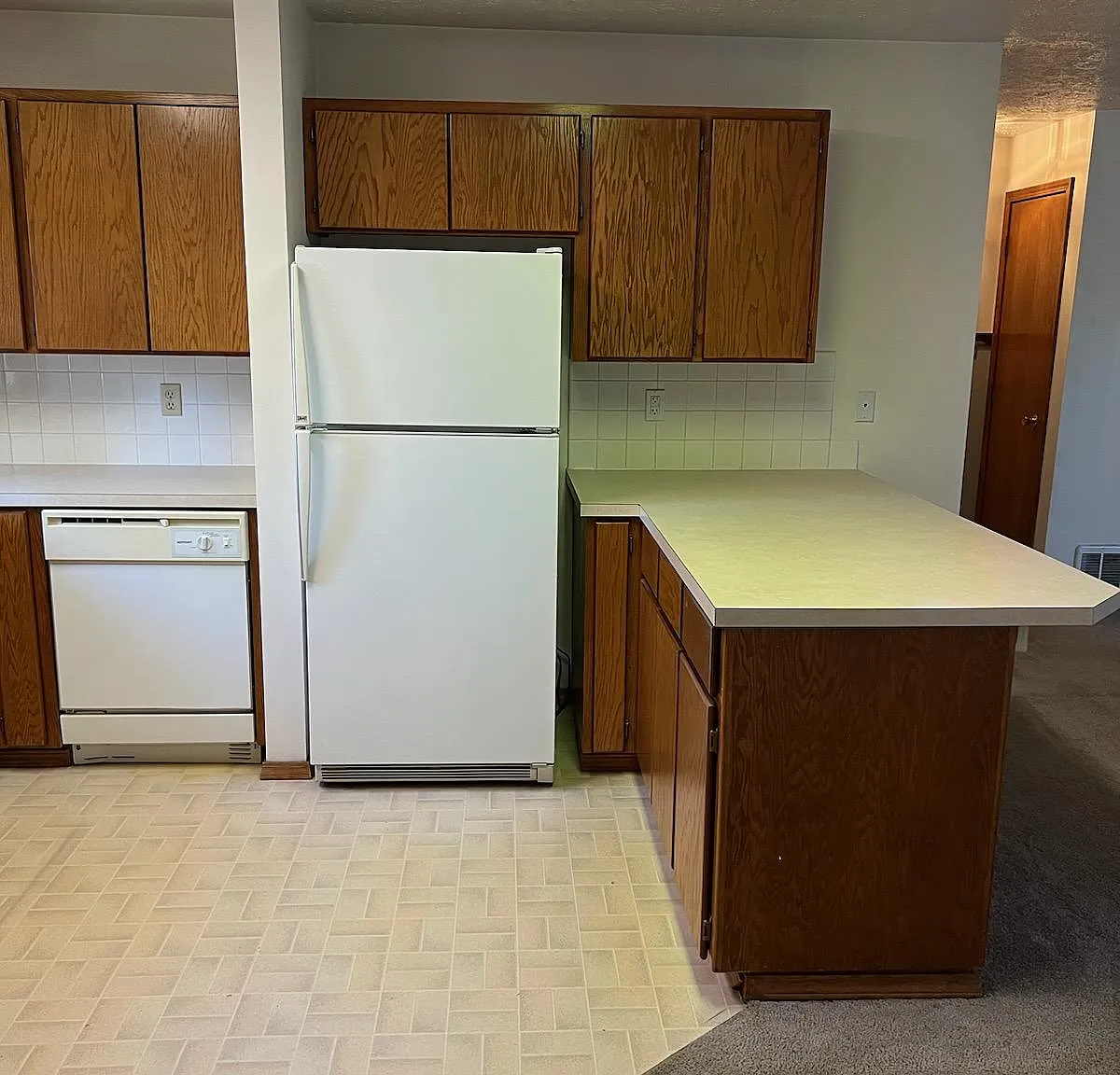 2 bed, $1,150 — Photo 4