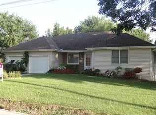 706 E Prospect St, Cameron, MO 64429