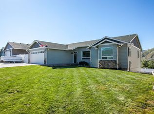 1210 Juno St SE, East Wenatchee, WA 98802