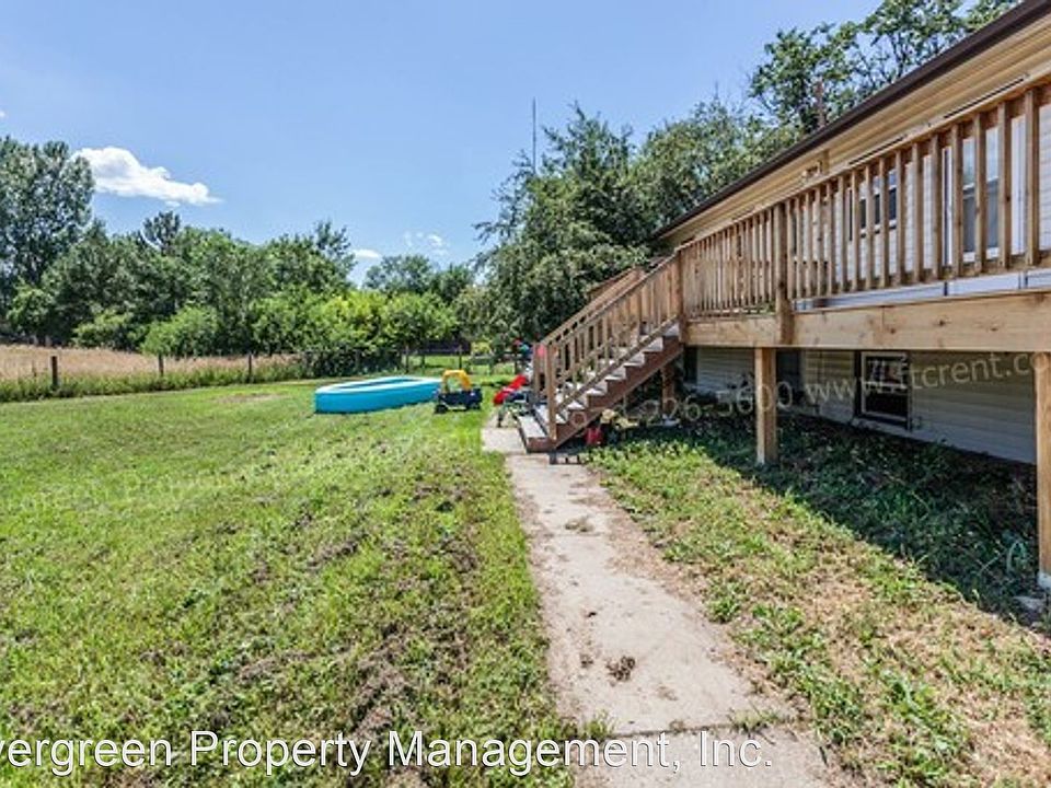 2nd image of 1308-1310 S Summit View Dr