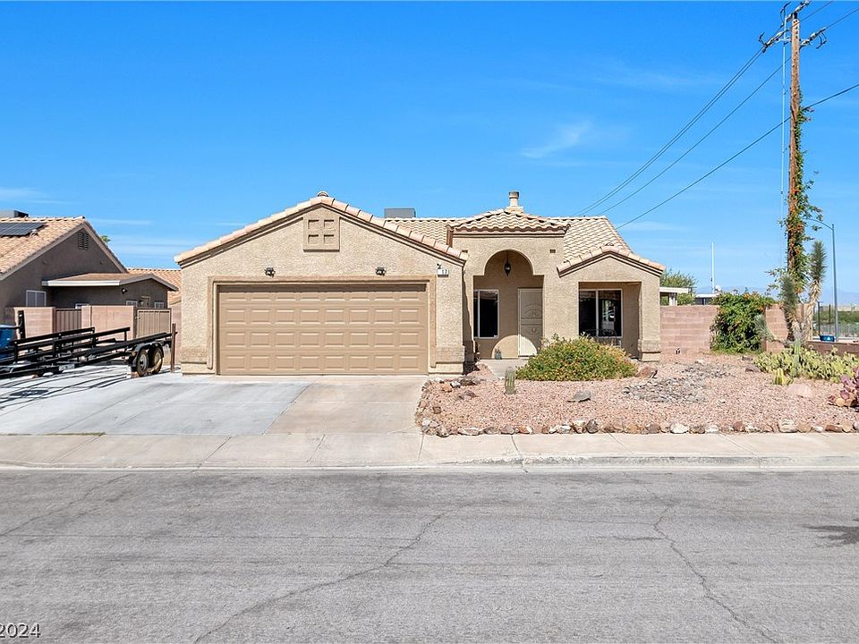 1st image of 817 Mesa Pine Ct