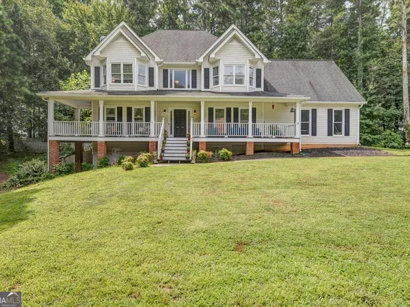 25 Spring Woods Dr, Dallas, GA 30157