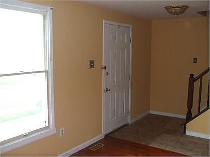 2nd image of 639 Nassau St APT 3C