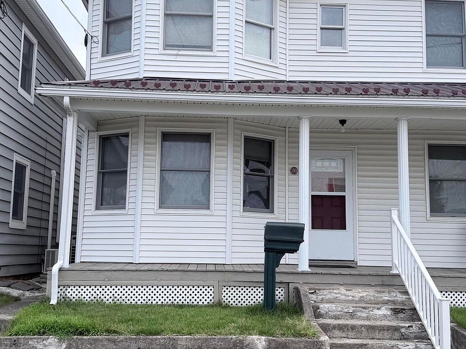 1st image of 130 Iron St