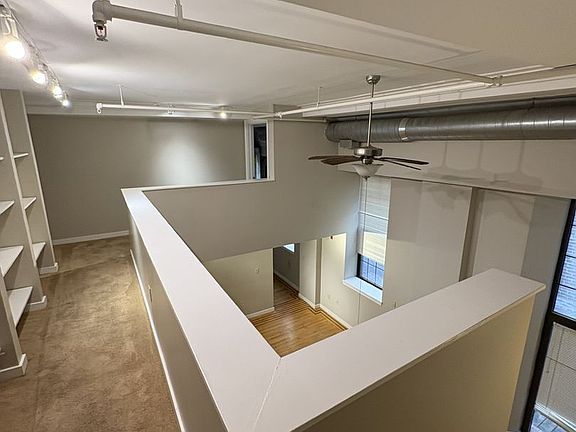 5th image of 125 W Saratoga St APT 203