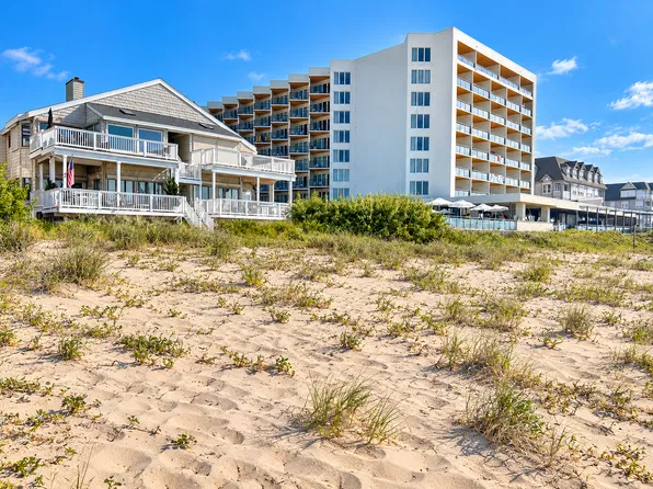 2852 Charlemagne Dr - Silver, 2852 Charlemagne Dr #2, Virginia Beach, VA 23451