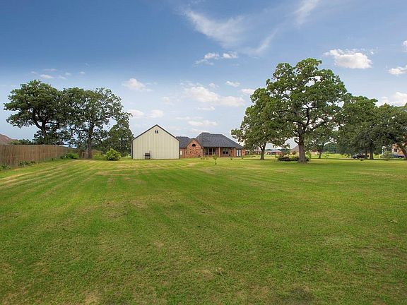 4th image of 6163 Hidden Oak Dr