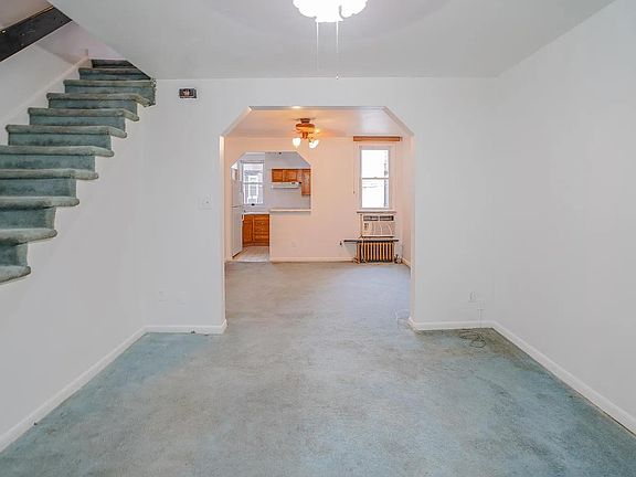 5th image of 859 Granite St