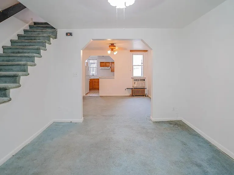 859 Granite St — Photo 5