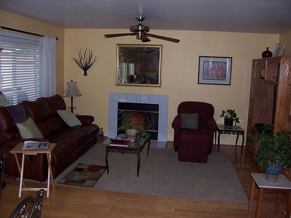 4th image of 14450 Chamberlain Dr