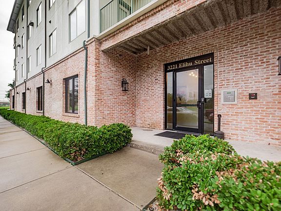 2nd image of 3221 Elihu St #307
