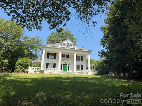 206 Rose Ter, Wadesboro, NC 28170