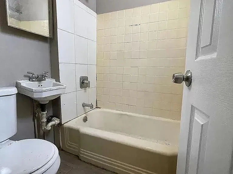 2 bed, $2,650 — Photo 2