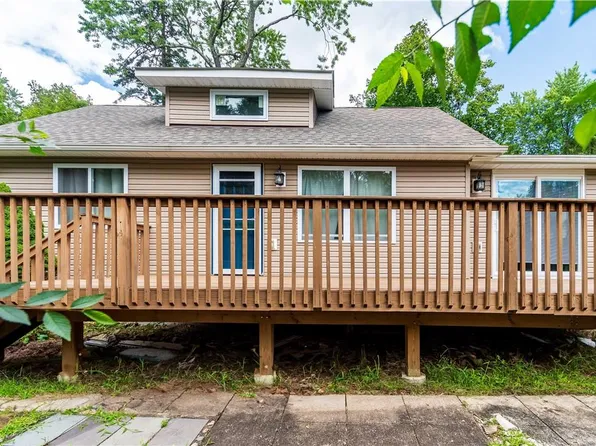 2 Mountain Avenue, Greenwood Lake, NY 10925