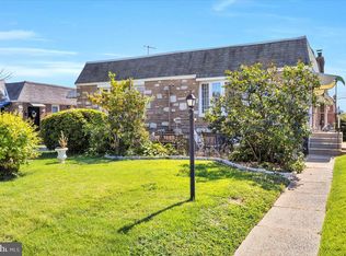 1812 Carwithan St, Philadelphia, PA 19152