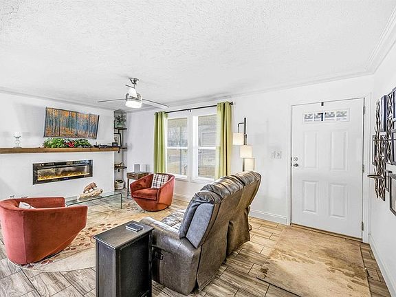 3rd image of 901 6530 Road #1405