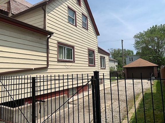 2nd image of 8509 S Kingston Ave
