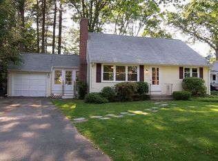 84 Rhinebeck Ave, Springfield, MA 01129