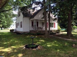 2926 Sunrise Ave, Bristol, PA 19007