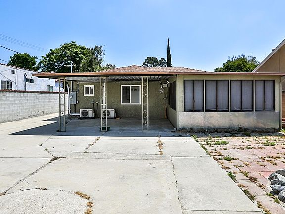 4th image of 247 N Catalina St