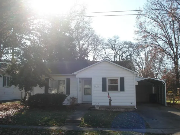 408 W Church St, Benton, IL 62812
