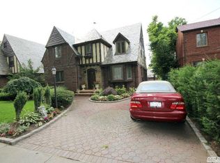 184-09 Midland Pkwy, Jamaica Estates, NY 11367