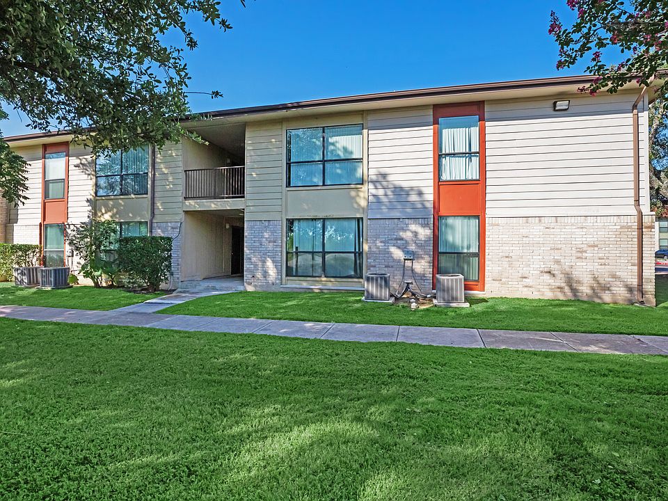 Townhome exterior