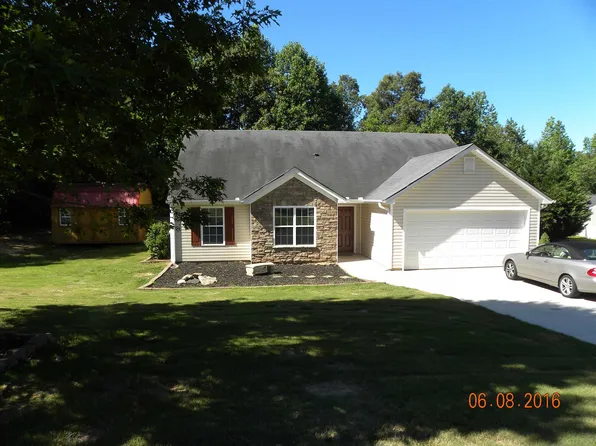 46 Light House Cir, Maysville, GA 30558