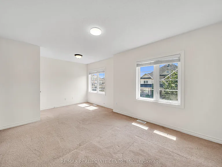 4215 Cole Cres — Photo 33