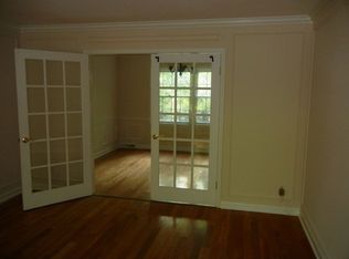 1405 Valleymede Rd, Greensboro, NC 27410