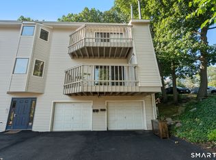 Poster Arms, Fairfield, CT 06824