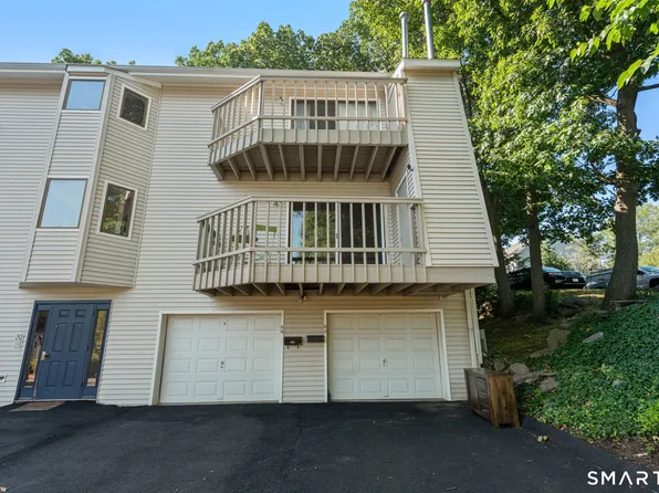 60 Overlook Avenue #60, Fairfield, CT 06824