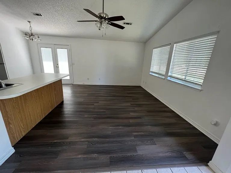 1706 N Noelle Ave — Photo 3